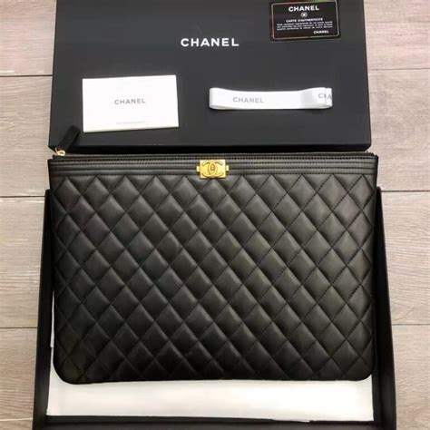 boy chanel pouch price